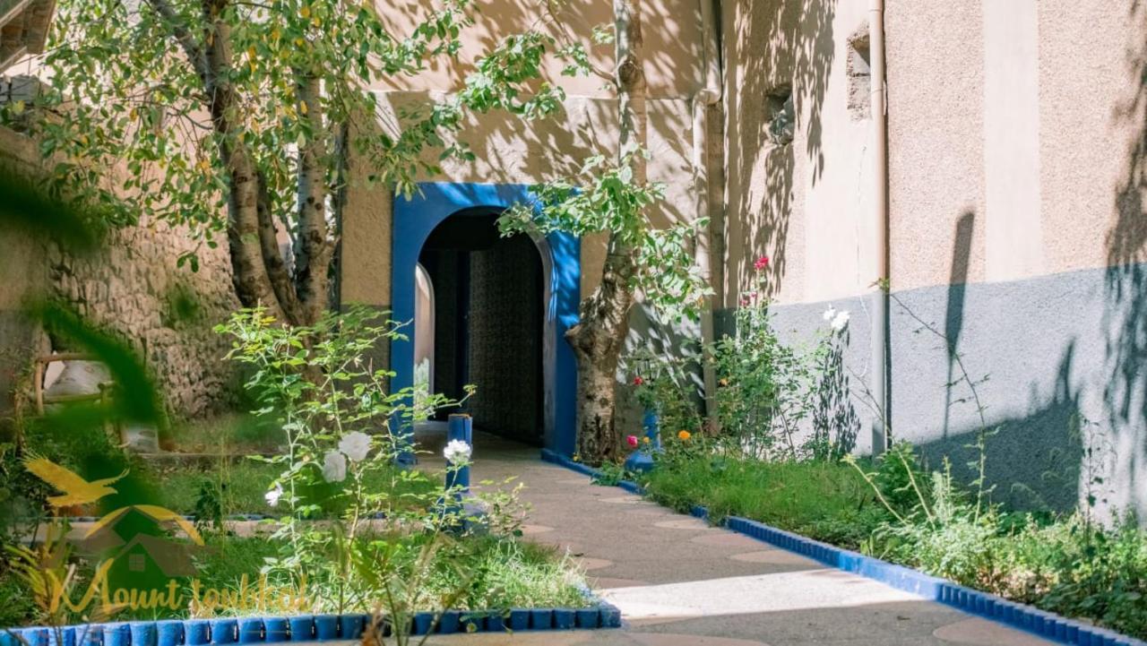 Mount Toubkal Lodge Имлиль Экстерьер фото