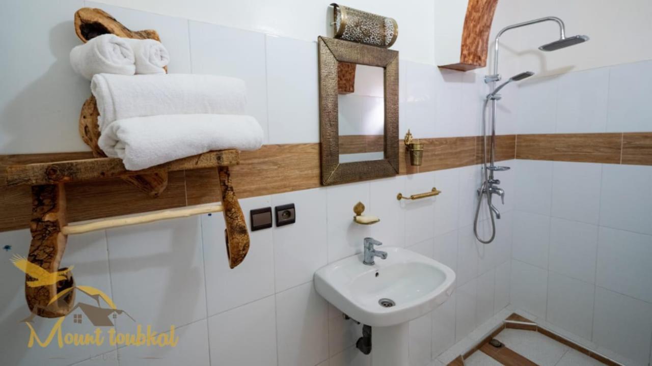 Mount Toubkal Lodge Имлиль Экстерьер фото
